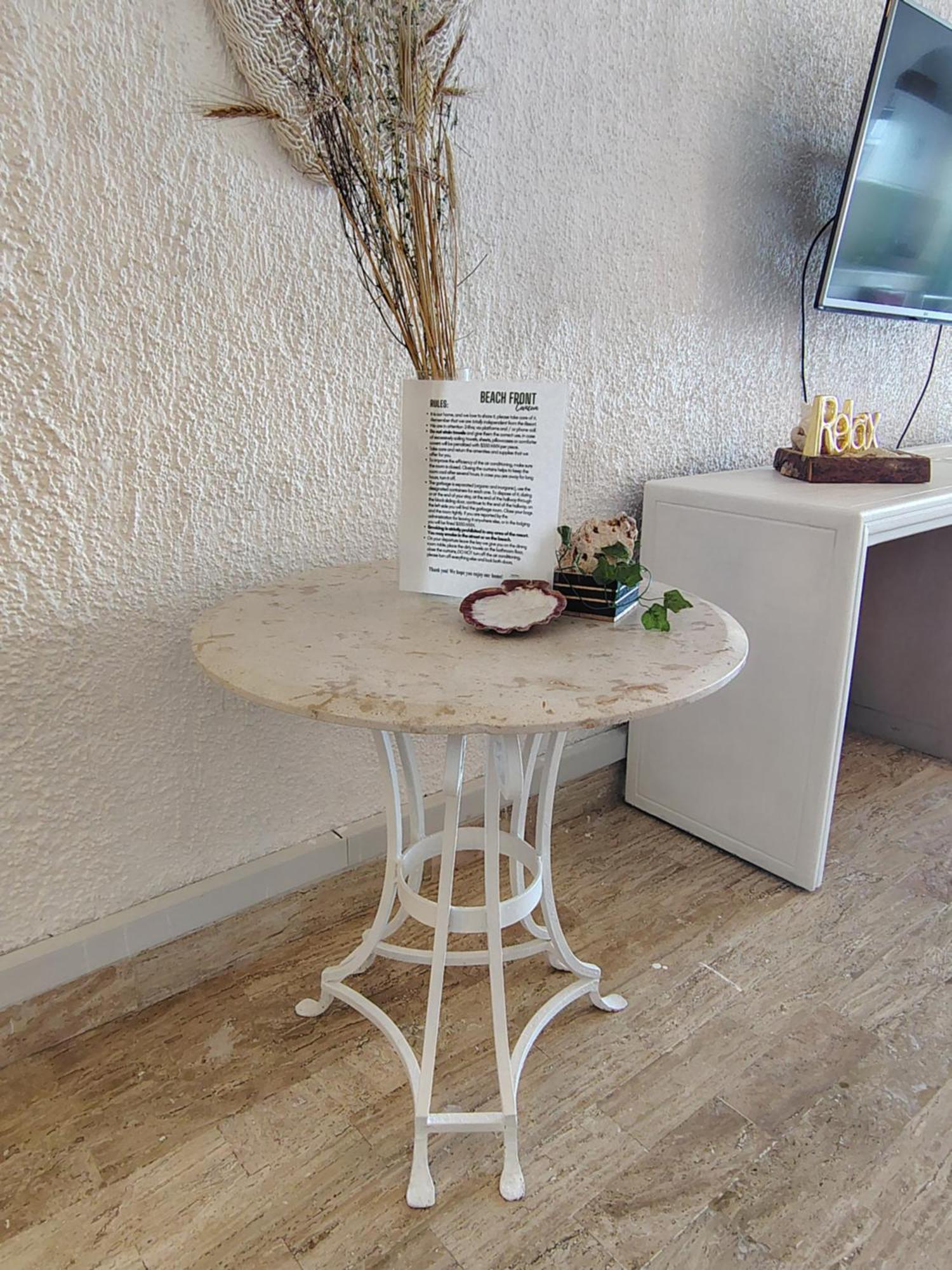 Beachfront Studio With Ocean View Cancun Exterior photo