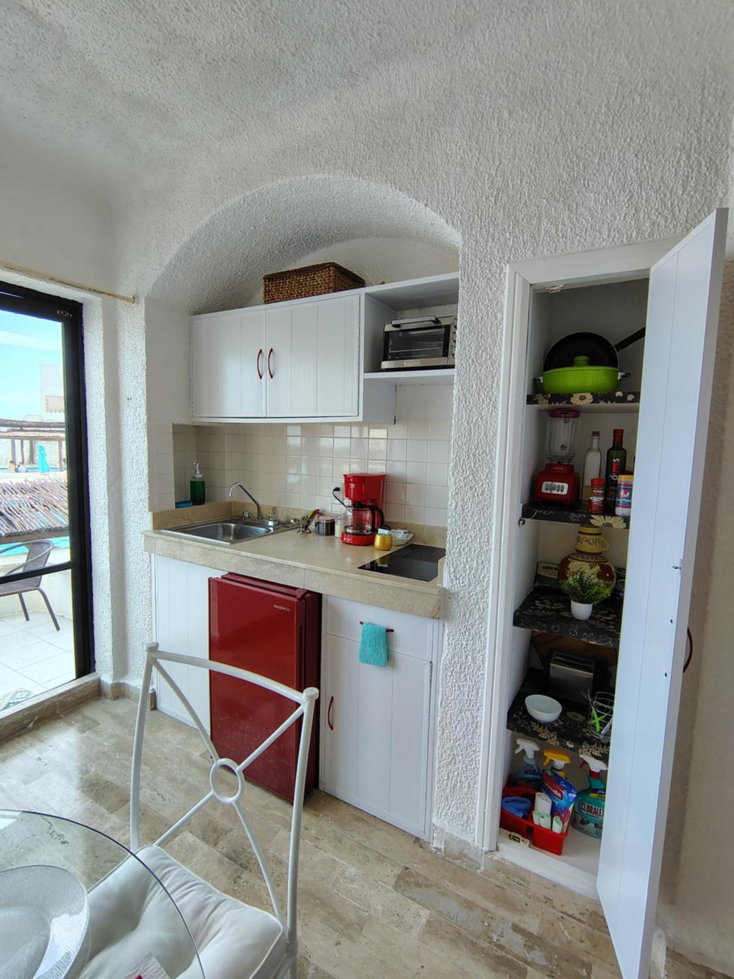 Beachfront Studio With Ocean View Cancun Exterior photo